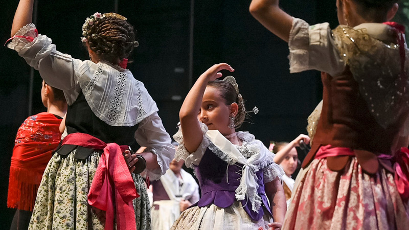 Fundació Caixa Carlet Escola de dansa, tabal, dolçaina i rondalla